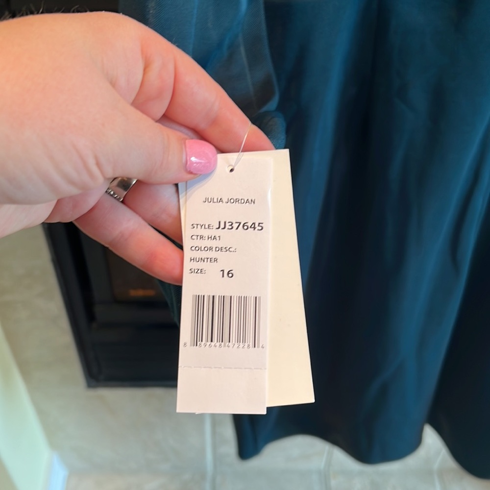 Gorgeous Liquid Jersey Long Sleeve Faux Wrap - Picture 7 of 7